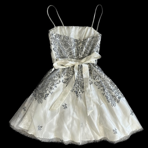 Masquerade Semi Formal Mini Dress - Picture 2 of 7